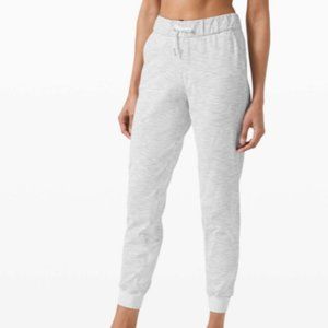 EUC Lululemon OTF Jogger 28" Luxtreme